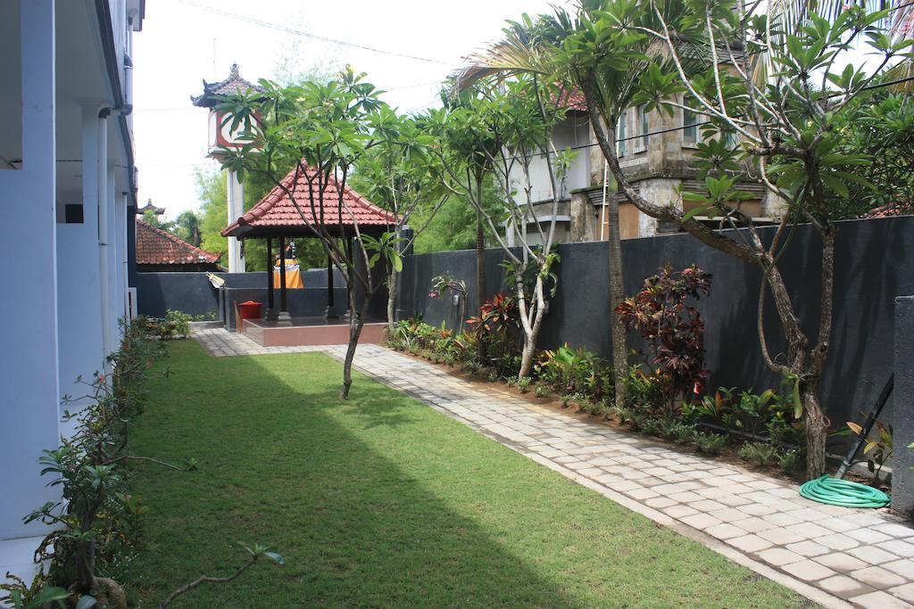 U House Seminyak Otel Kerobokan Dış mekan fotoğraf