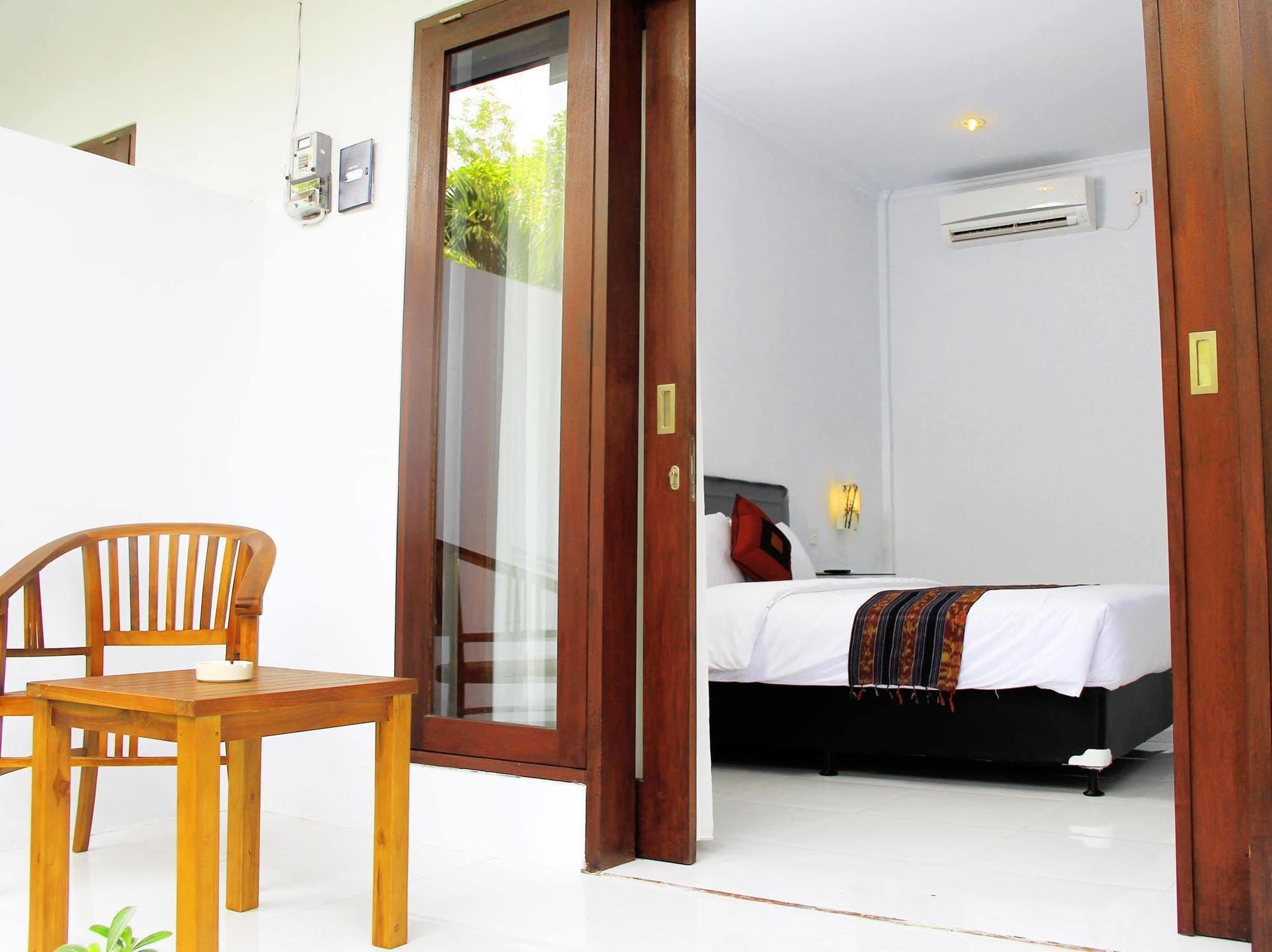 U House Seminyak Otel Kerobokan Dış mekan fotoğraf