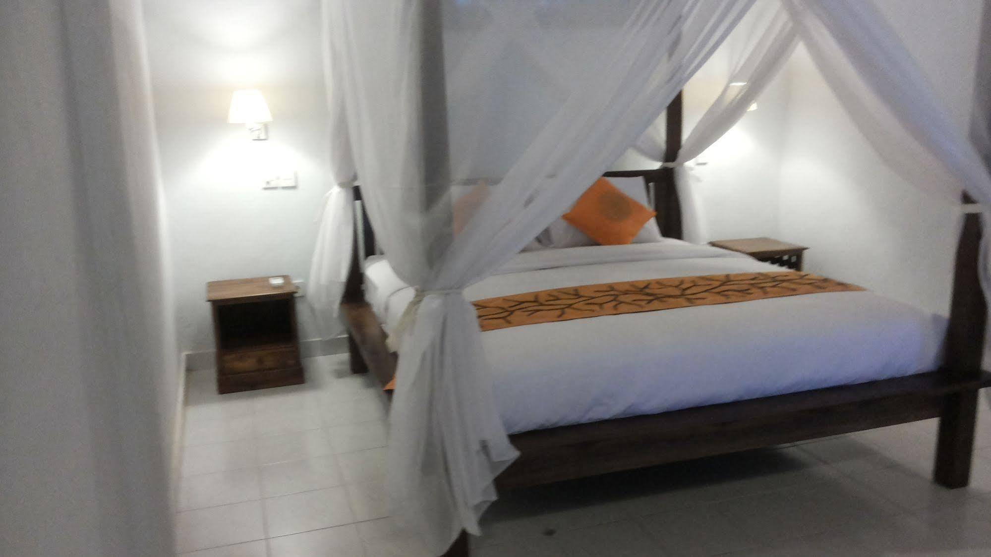 U House Seminyak Otel Kerobokan Dış mekan fotoğraf