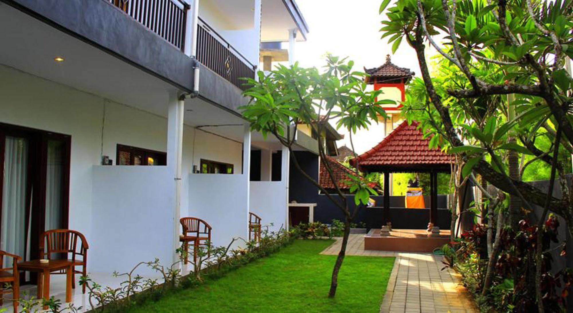 U House Seminyak Otel Kerobokan Dış mekan fotoğraf